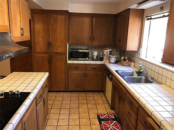 4th image of 1908 Stowe Ct