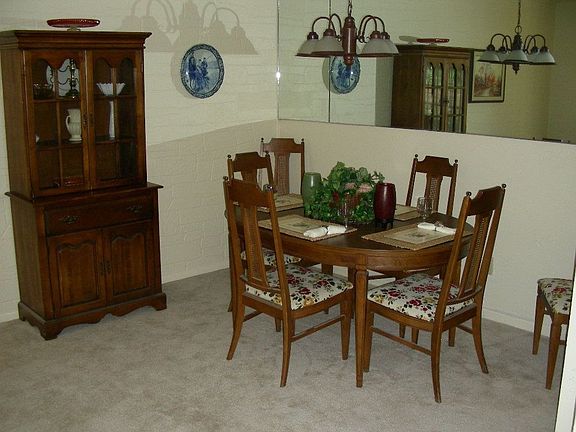 2nd image of 3431 Cloverdale Ln