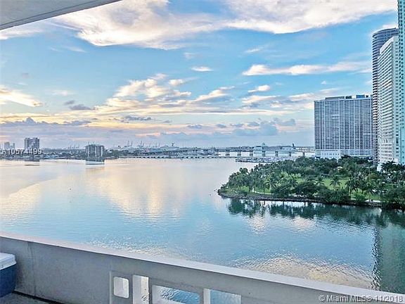 2nd image of 2121 N Bayshore Dr APT 1011