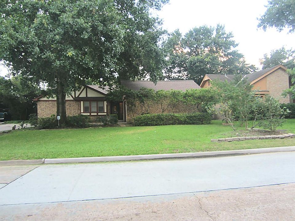 Front View of Home