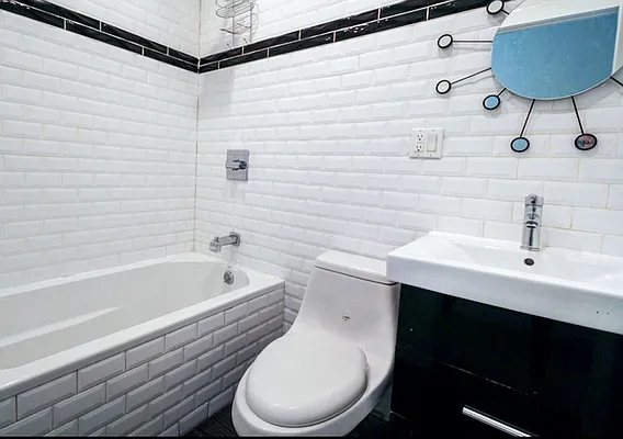 Rented by EXR | media 7