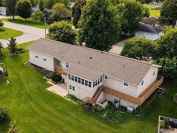 3rd image of 1304 8th St