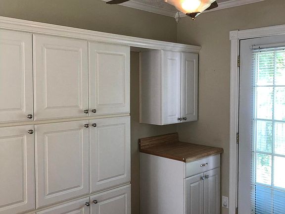 4th image of 1015 Melbourne Ave
