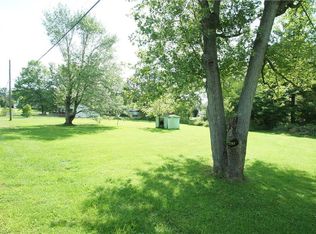 Baumford Ave SE, Canton, OH 44707