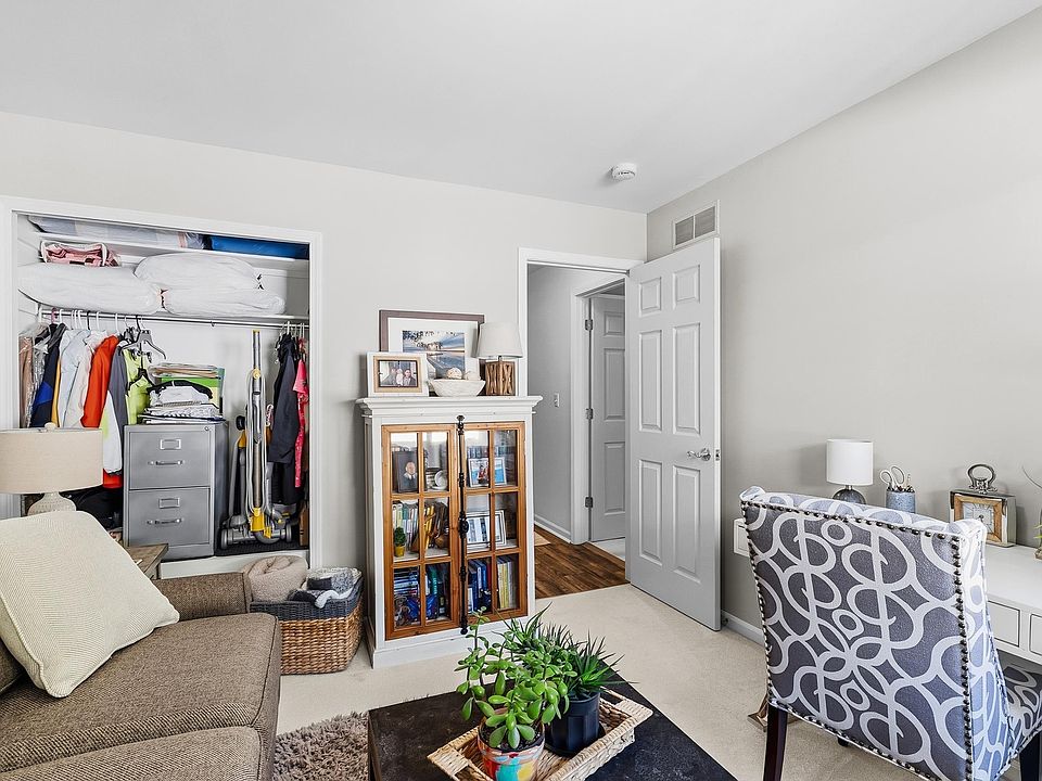 9472 Timber Ridge Dr, photo 26