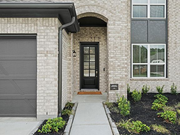 5th image of 24531 Greeley Lake Dr