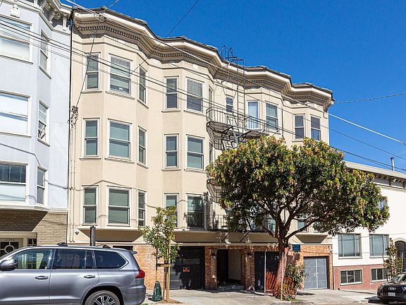 4th image of 2350 Union St APT 8