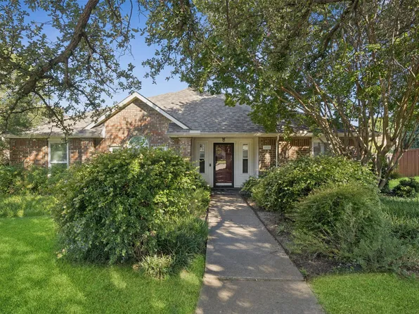 4920 Clover Haven Cir, Dallas, TX 75227