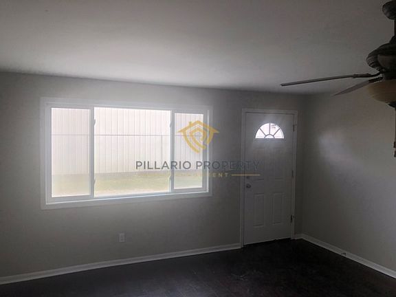 3rd image of 621 W Adams St #1