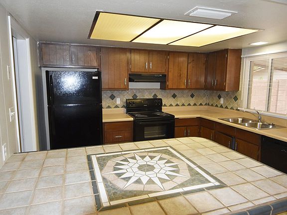 3rd image of 11436 N 46th Ave