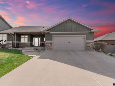 5917 S Nature Run Pl, Sioux Falls, SD, 57108