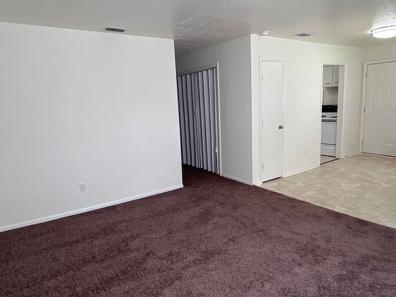 3rd image of 7064-7066 N Manor Dr