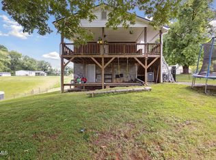 141 Oscar Banks Rd, Johnson City, TN 37601