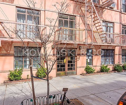 5th image of 55 Morton St #2X