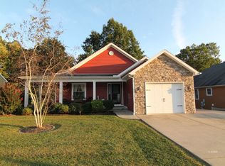 10 Walnut Ct, Athens, OH 45701