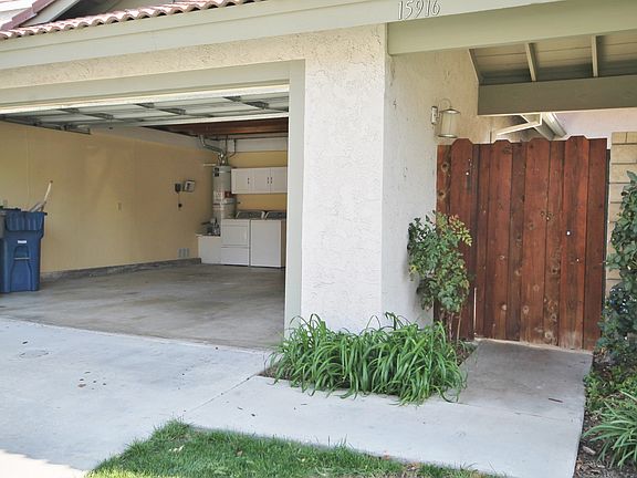 4th image of 15916 Rosehaven Ln