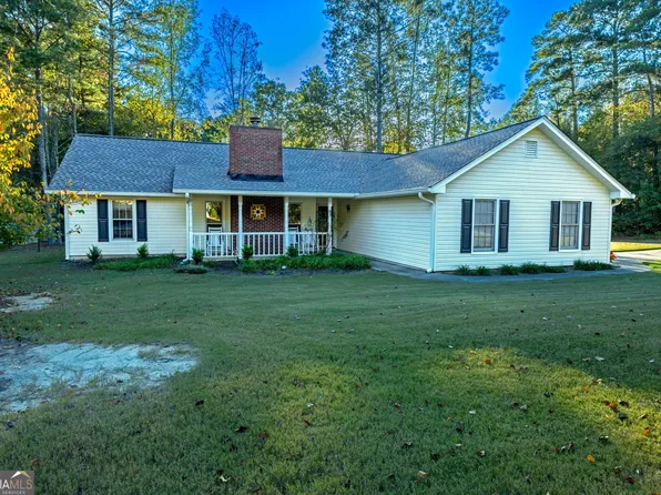 10990 Clearwater Dr, Hampton, GA 30228