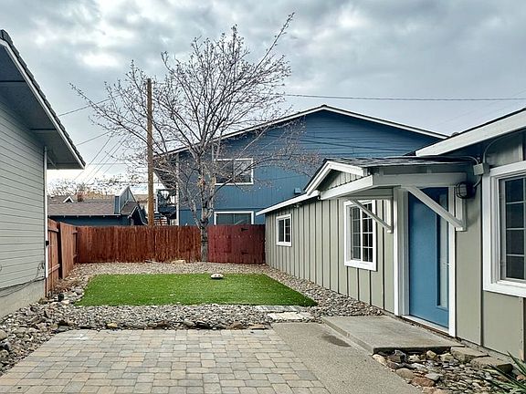 3rd image of 215 W Pueblo St #A