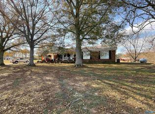 670 Marvin Pearce Rd, Boaz, AL 35957