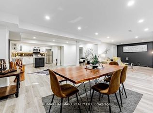 71 Crystal Dr, Richmond Hill, ON L4C 7Y7