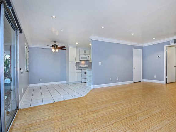 3rd image of 10757 Hortense St APT 103
