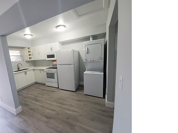 2nd image of 1461 SW 1st Ter APT B
