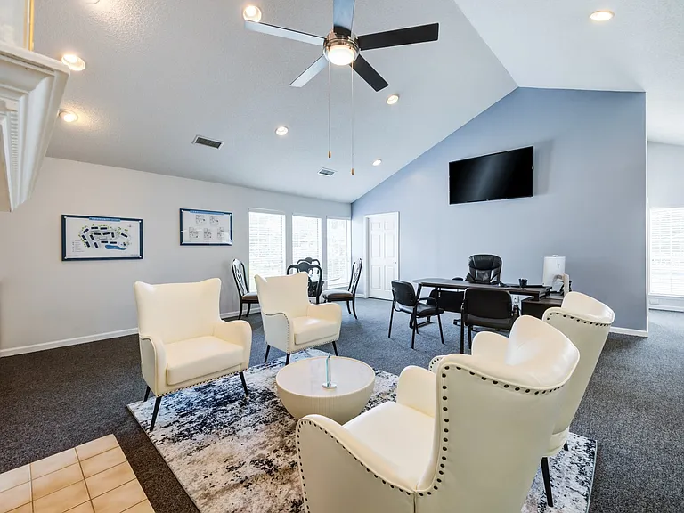 Chason Ridge Apartment Homes — Photo 25