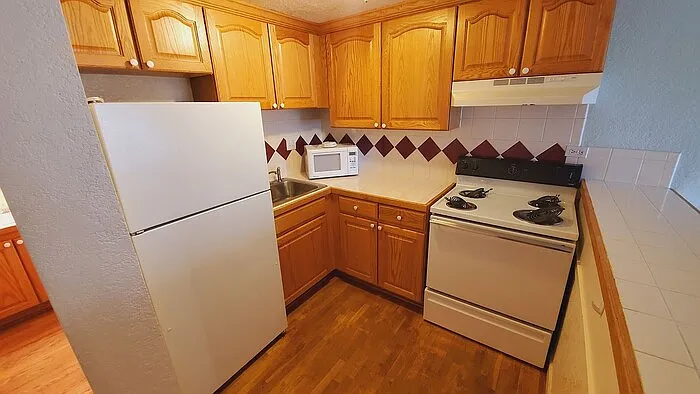 655 N Pearl St #306 — Photo 3