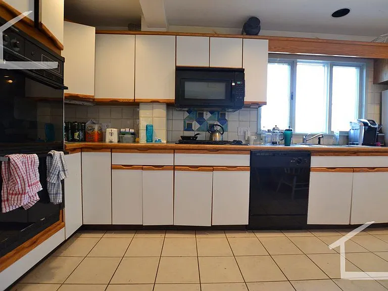 122 Lake St #122 — Photo 25