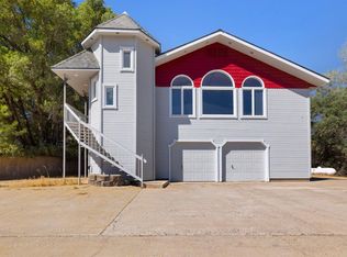 9000 Live Oak Ln, Mountain Ranch, CA 95246