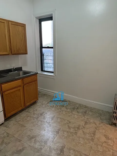 1 bed, $2,100 — Photo 3