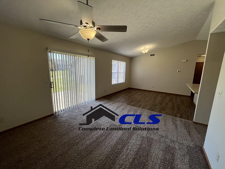Anthony Square Carriage Homes - 1037 S 6th Street — Photo 7