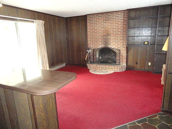 4th image of 523 E Coyner Ave