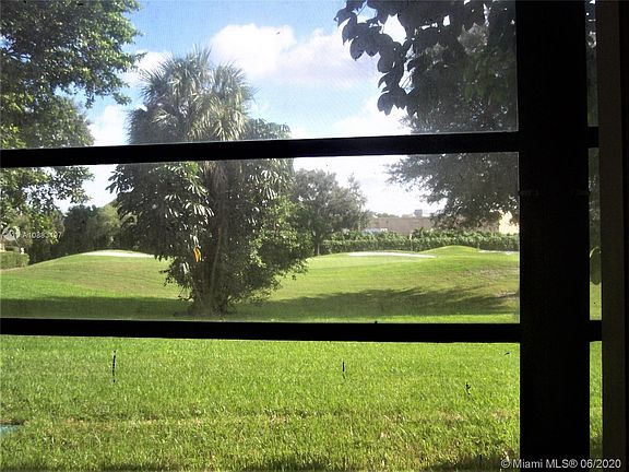 2nd image of 1502 Whitehall Dr APT 104