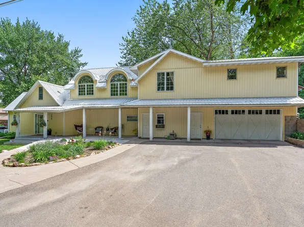 206 5th St S, Bayport, MN 55003