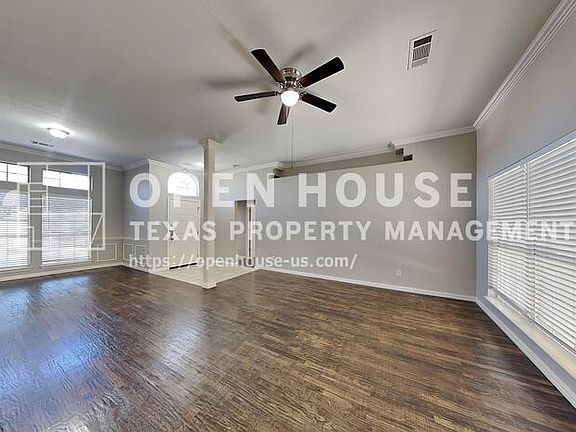 3rd image of 1504 New Haven Dr