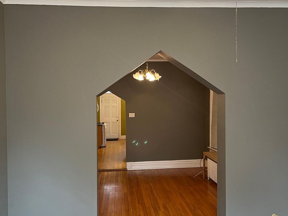 1st image of 1501 N Leavitt St #1F