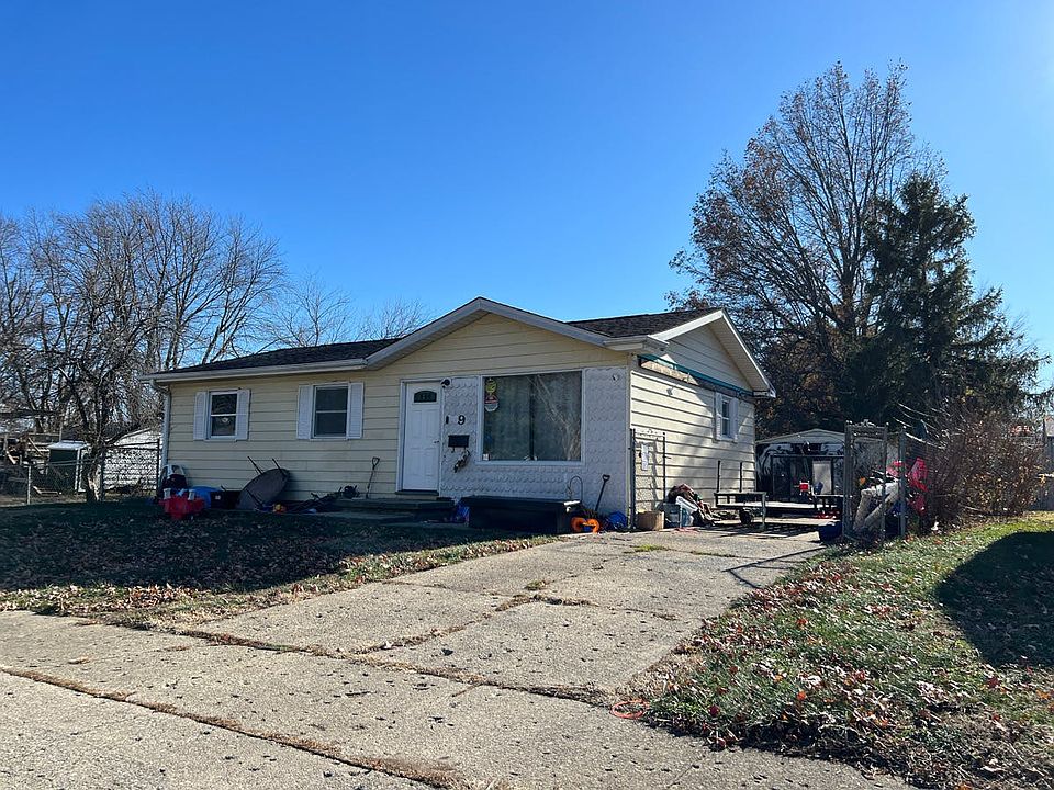 2nd image of 9 Sommerset Dr