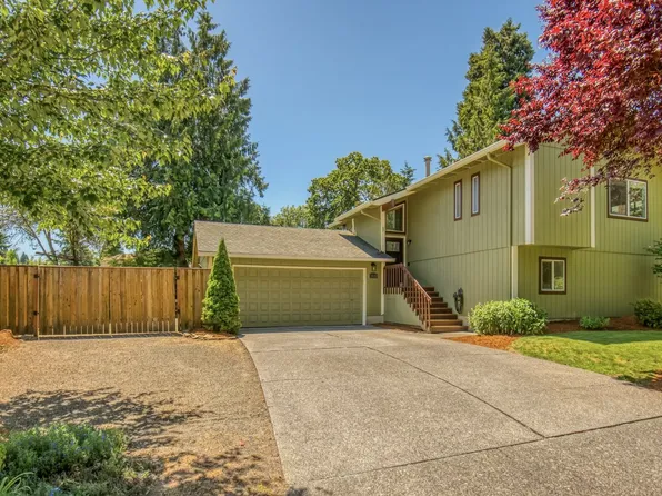 10840 SW Black Diamond Way, Portland, OR 97223