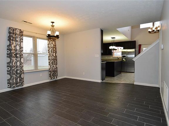 4th image of 10206 Buell Dr