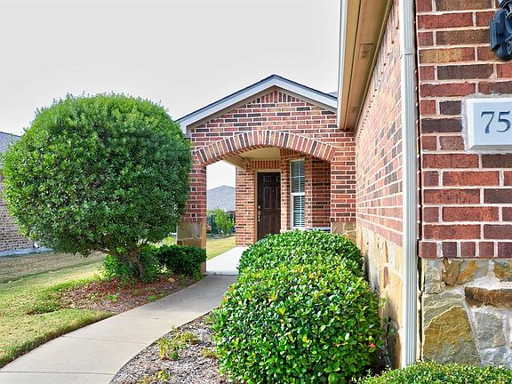3rd image of 7551 Kite Ln