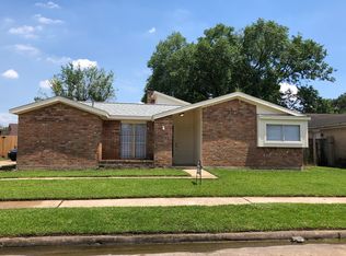 121 White Cedar St, Houston, TX 77015
