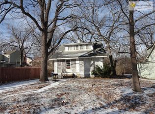 906 E 79th Ter, Kansas City, MO 64131