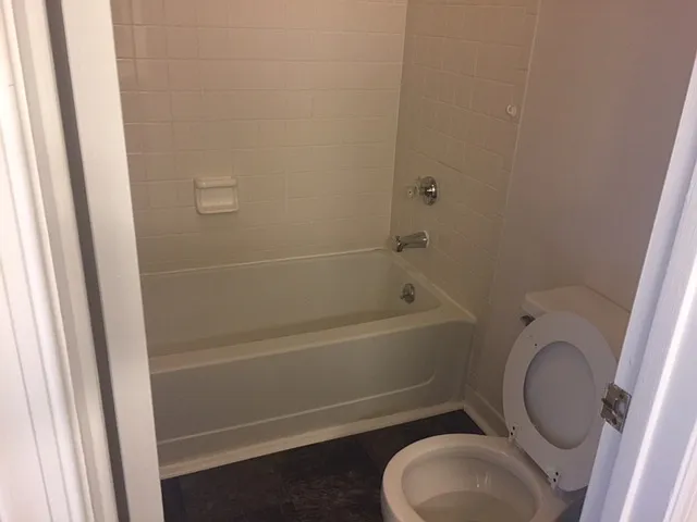 105 Kingsbury Dr #105 — Photo 10