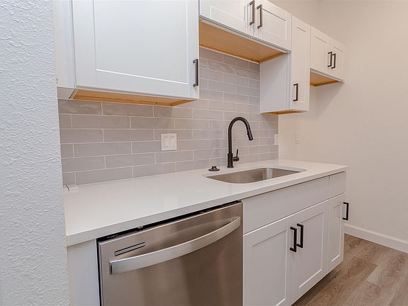 5th image of 12166 Metric Blvd APT 106