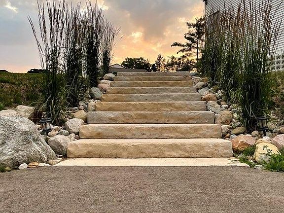 3rd image of 1555 W Pond Dr #13