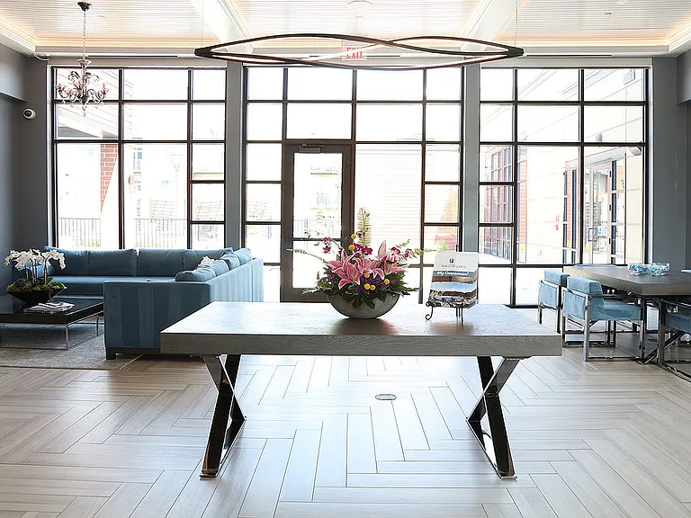 The Residences at Hamilton Lakes — Photo 17