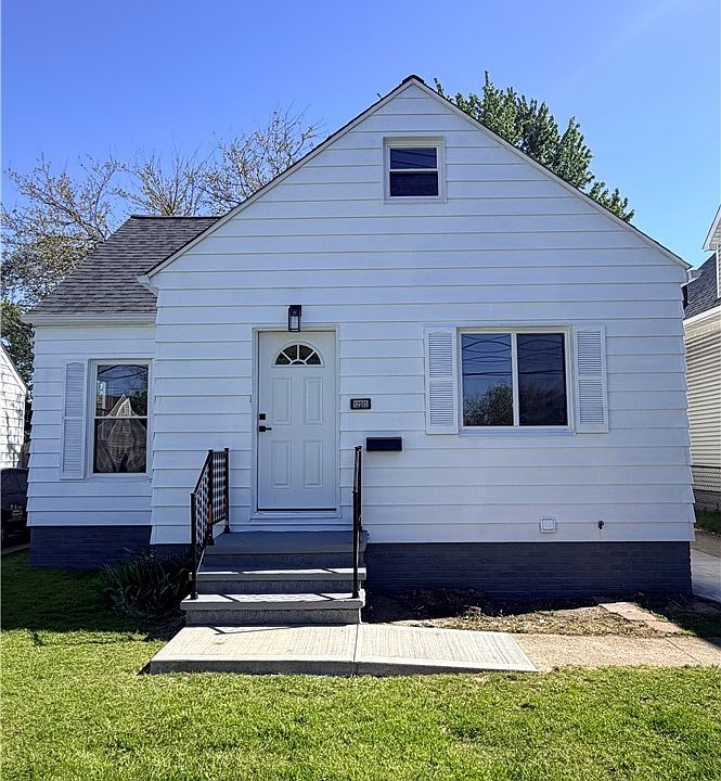 1st image of 12905 Sprecher Ave