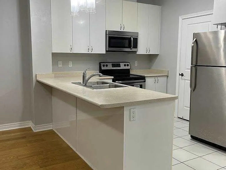 7400 Markham Rd #623 — Photo 11