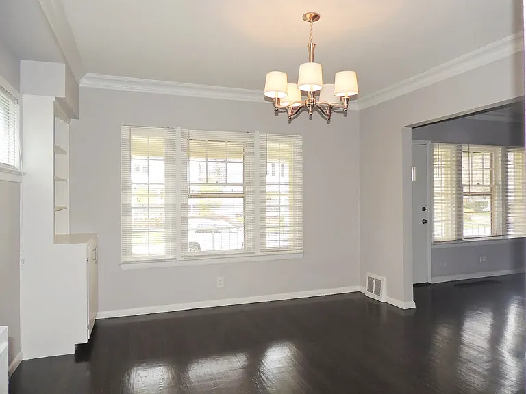 3810 Parkdale Rd — Photo 3